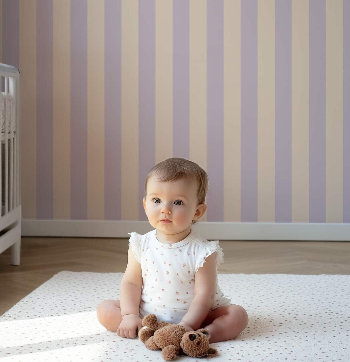 papier peint rayure verticale lilas et beige